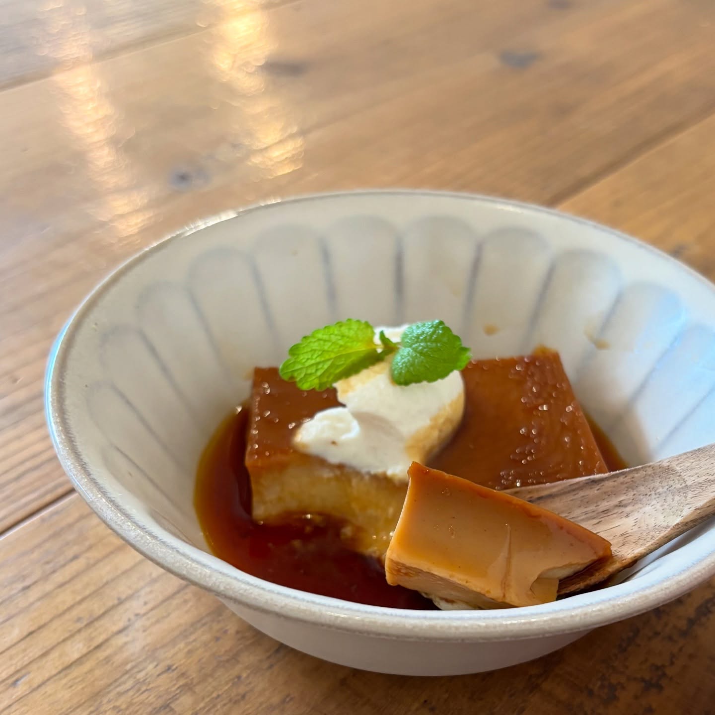 ランチのセットデザートに今週はきな粉プリンもご用意しました。プリンはなかなか作る機会がないので好きな方はぜひ今週、オーダーしてみてね。#ヴィーガンプリン